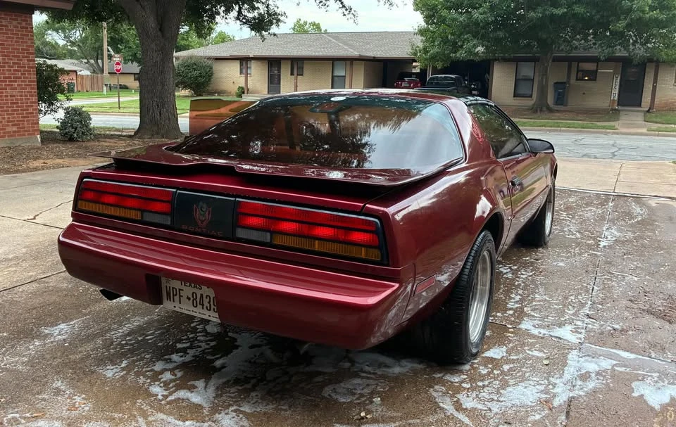 1991 Pontiac Firebird Formula 3rd Gen - Image 2 of 19