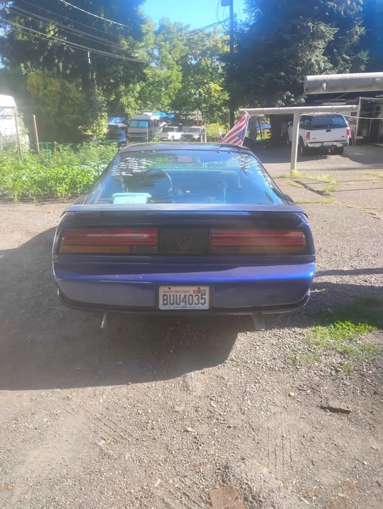 1991 Pontiac Firebird Formula 3rd Gen - Image 2 of 4