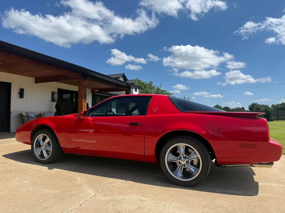 1991 Pontiac Firebird Formula 3rd Gen - Image 3 of 13