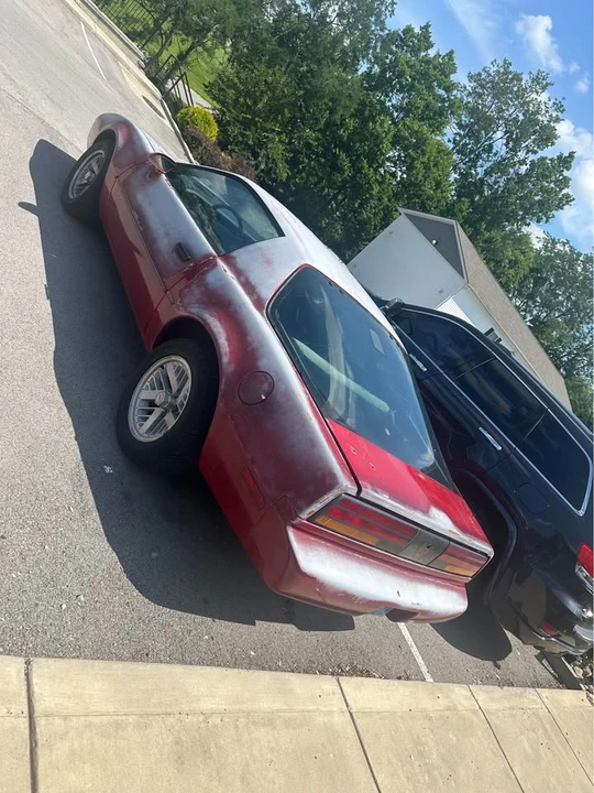 1991 Pontiac Firebird Formula 3rd Gen - Image 12 of 17