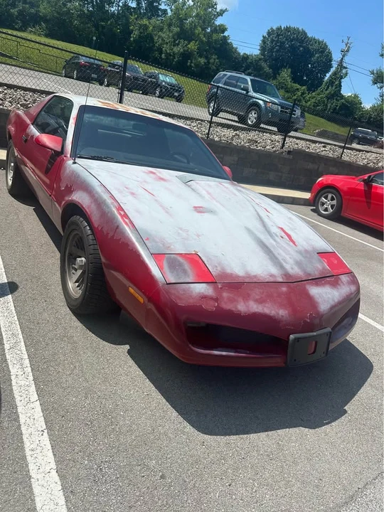 1991 Pontiac Firebird Formula 3rd Gen - Image 14 of 17