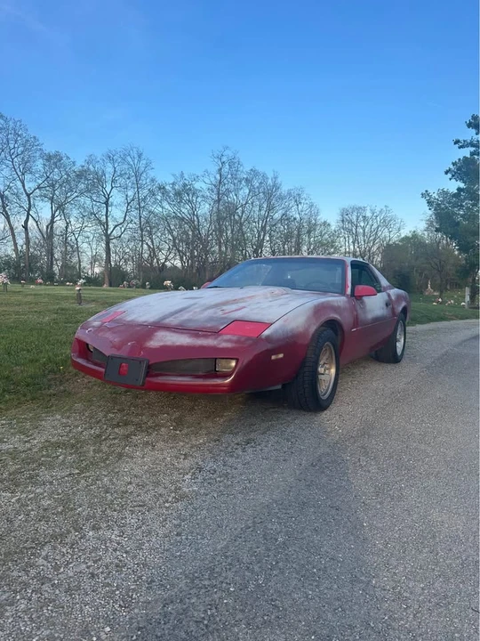 1991 Pontiac Firebird Formula 3rd Gen - Image 6 of 17