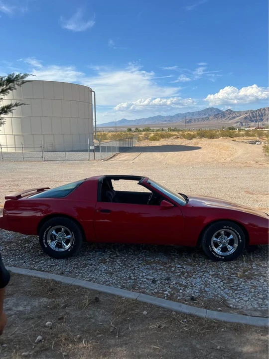 1991 Pontiac Firebird Formula 3rd Gen - Image 4 of 16