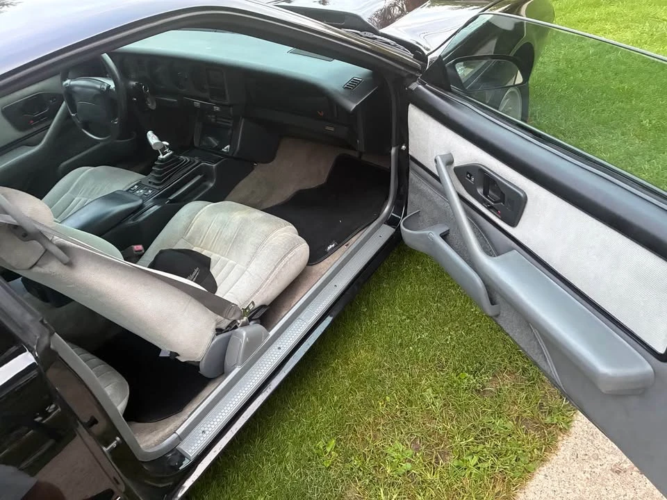 1991 Pontiac Firebird Formula 3rd Gen - Image 5 of 11