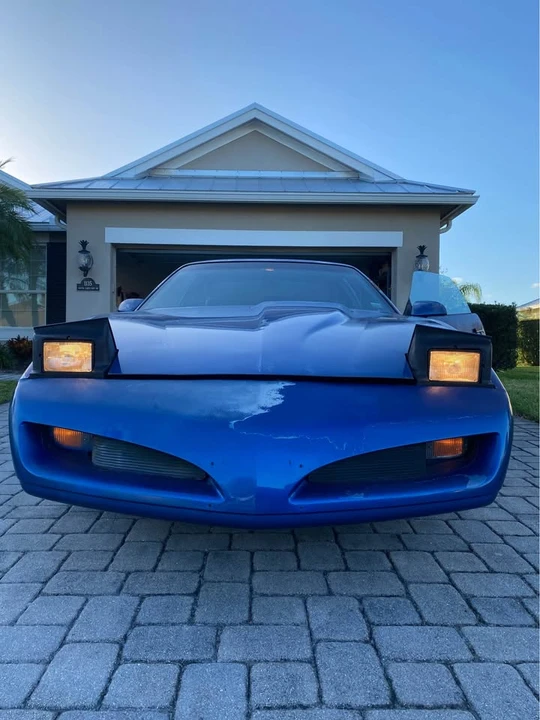 1991 Pontiac Firebird Formula 3rd Gen - Image 13 of 18