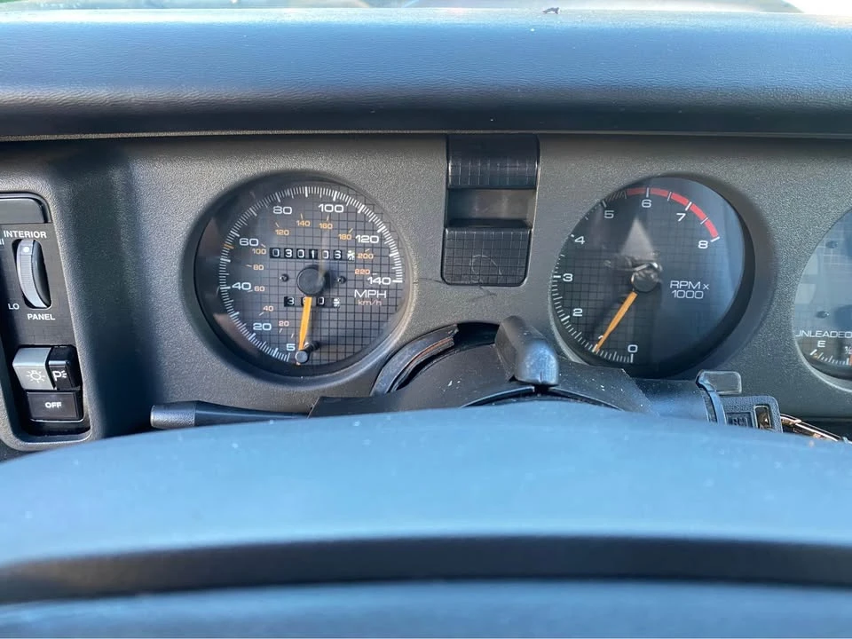 1991 Pontiac Firebird Formula 3rd Gen - Image 4 of 18