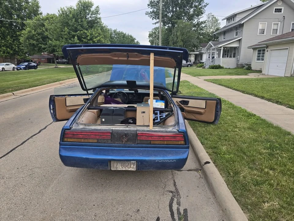 1991 Pontiac Firebird Formula 3rd Gen - Image 6 of 10