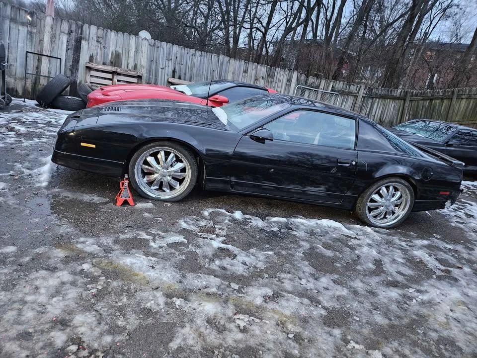 1991 Pontiac Firebird Formula 3rd Gen - Image 3 of 5