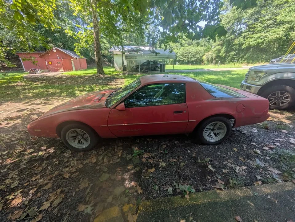 1991 Pontiac Firebird Formula 3rd Gen - Image 3 of 10