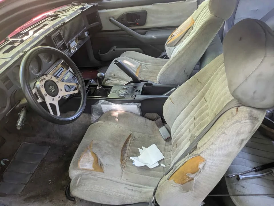 1991 Pontiac Firebird Formula 3rd Gen - Image 6 of 10