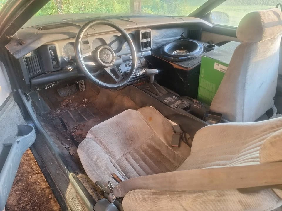1991 Pontiac Firebird Formula 3rd Gen - Image 5 of 10