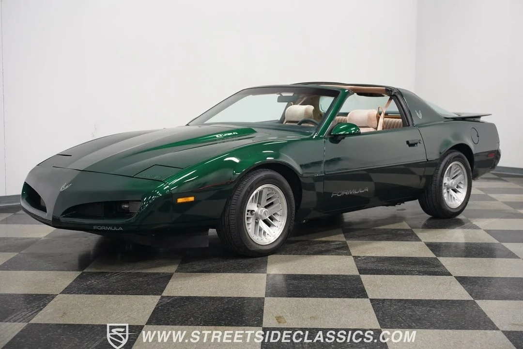 1991 Pontiac Firebird 3rd Gen - Image 8 of 21