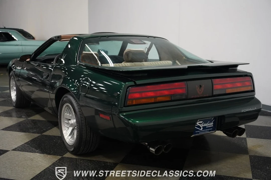 1991 Pontiac Firebird 3rd Gen - Image 13 of 21