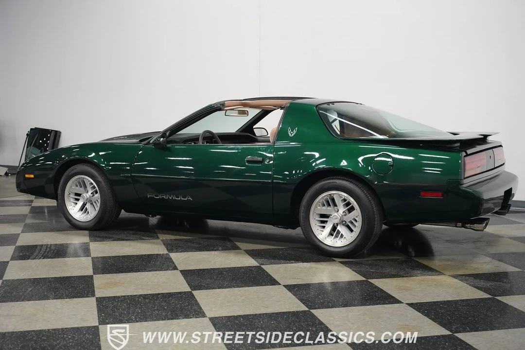 1991 Pontiac Firebird 3rd Gen - Image 11 of 21