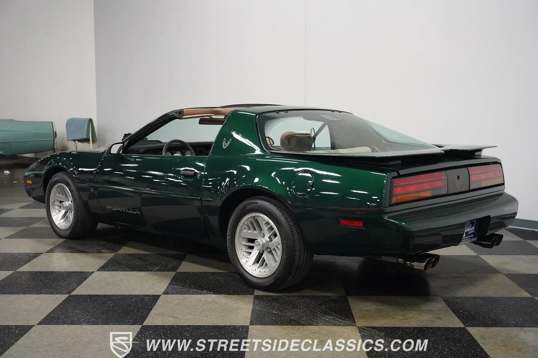 1991 Pontiac Firebird 3rd Gen - Image 12 of 21