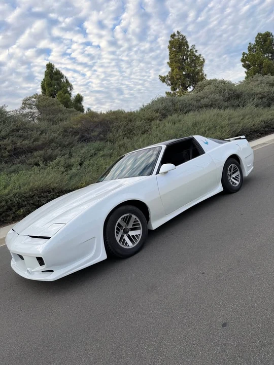 1991 Pontiac Firebird Formula 3rd Gen - Image 8 of 12