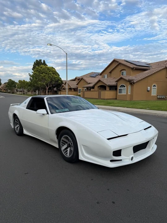 1991 Pontiac Firebird Formula 3rd Gen - Image 3 of 12