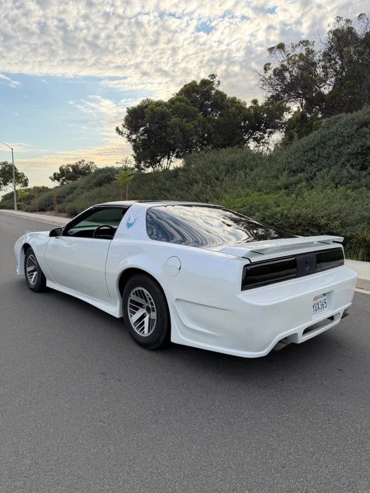 1991 Pontiac Firebird Formula 3rd Gen - Image 5 of 12