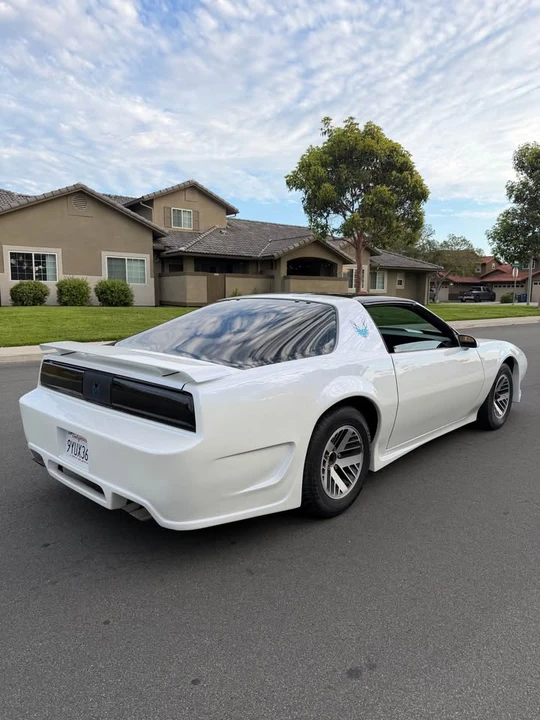 1991 Pontiac Firebird Formula 3rd Gen - Image 4 of 12