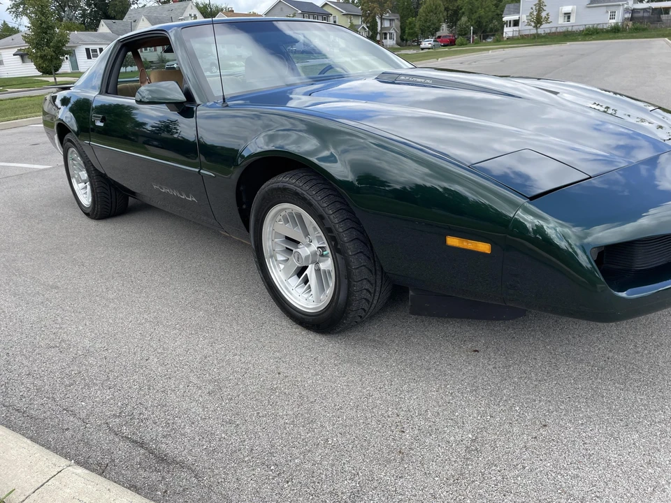 1991 Pontiac Firebird 3rd Gen - Image 24 of 31