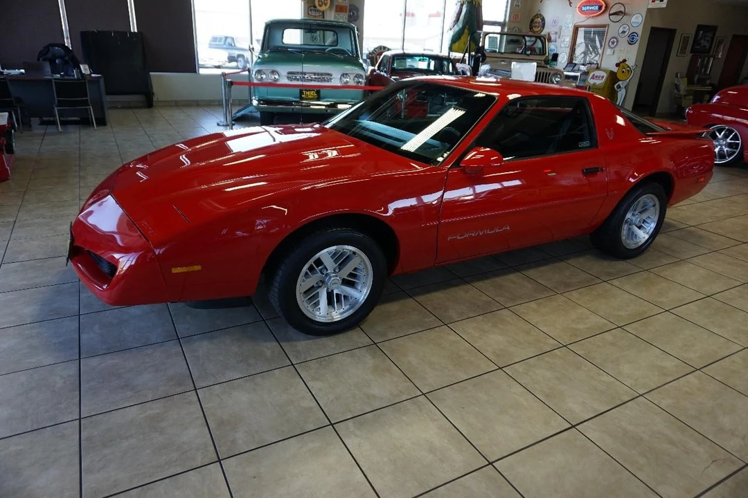 1991 Pontiac Firebird 3rd Gen - Image 3 of 21