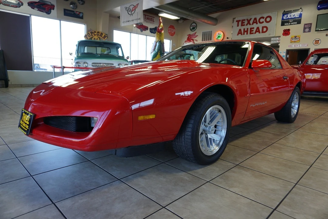 1991 Pontiac Firebird 3rd Gen - Image 3 of 21