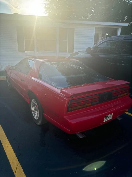 1991 Pontiac Firebird 3rd Gen - Image 5 of 10