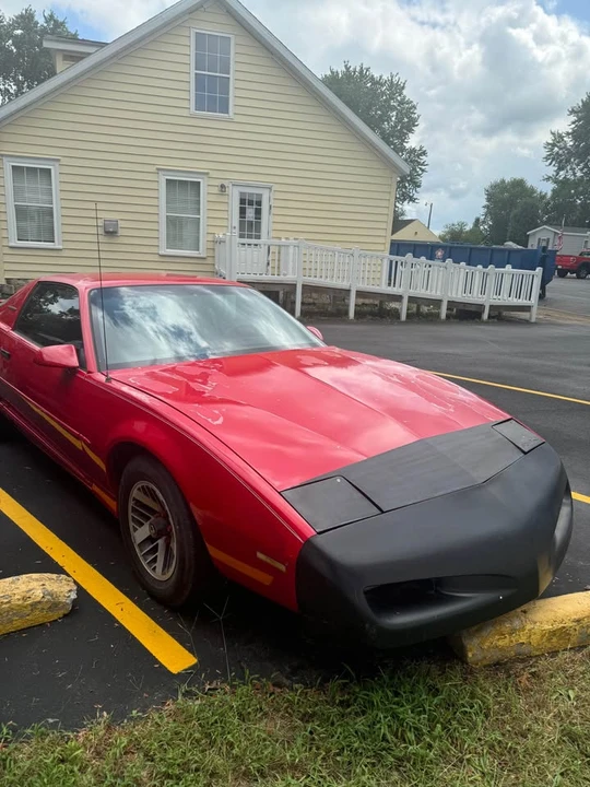 1991 Pontiac Firebird 3rd Gen - Image 3 of 10