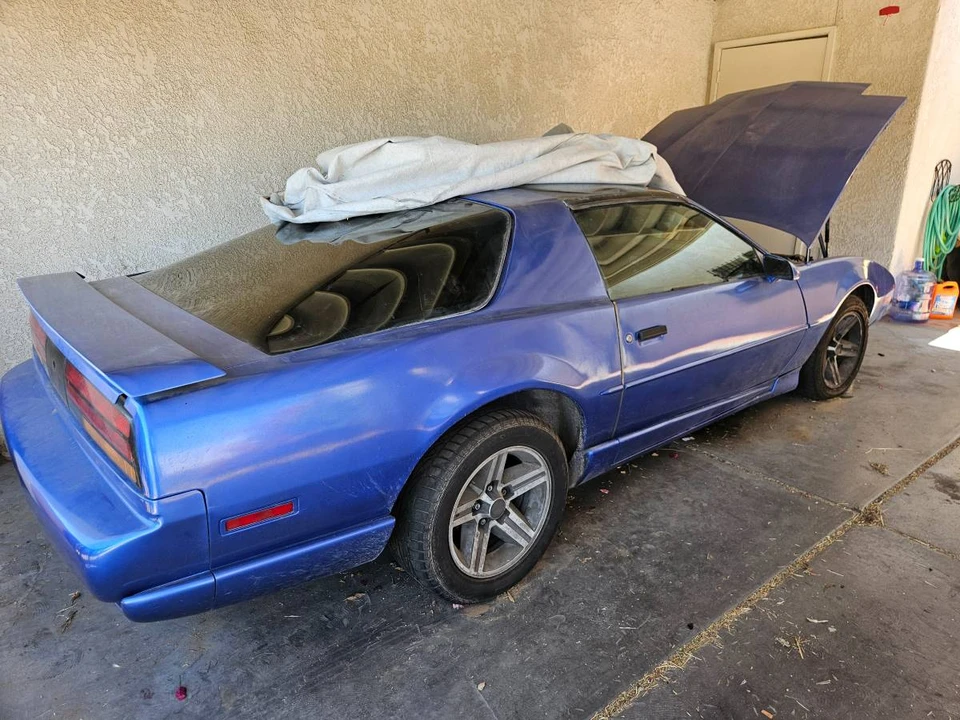 1991 Pontiac Firebird 3rd Gen - Image 5 of 10
