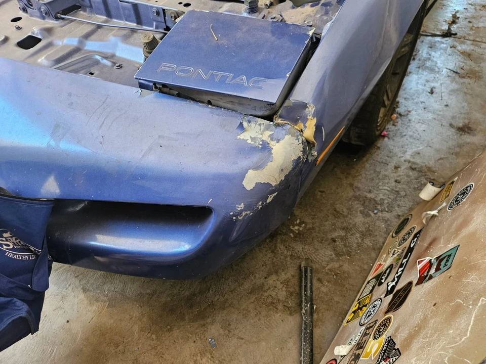 1991 Pontiac Firebird 3rd Gen - Image 6 of 10