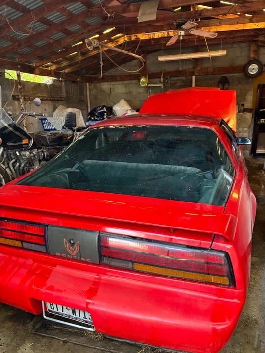 1991 Pontiac Firebird 3rd Gen - Image 8 of 13