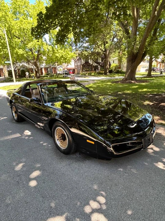 1991 Pontiac Firebird 3rd Gen - Image 5 of 15