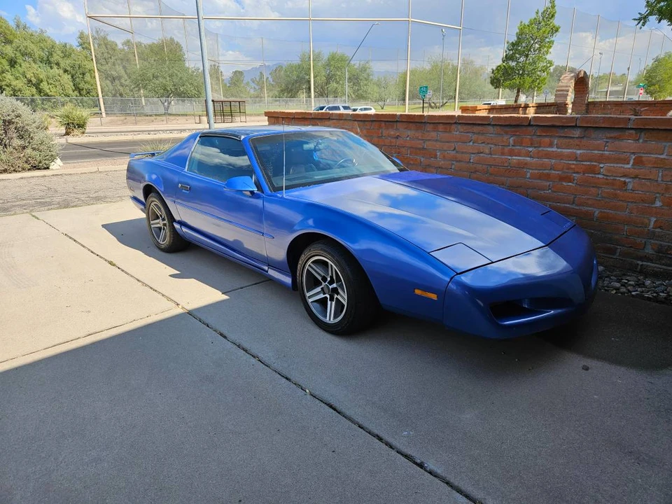 1991 Pontiac Firebird 3rd Gen - Image 3 of 10