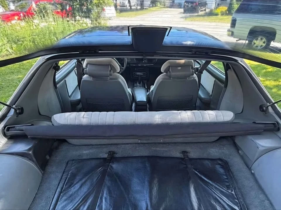 1991 Pontiac Firebird 3rd Gen - Image 9 of 11