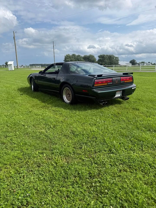 1991 Pontiac Firebird 3rd Gen - Image 3 of 20