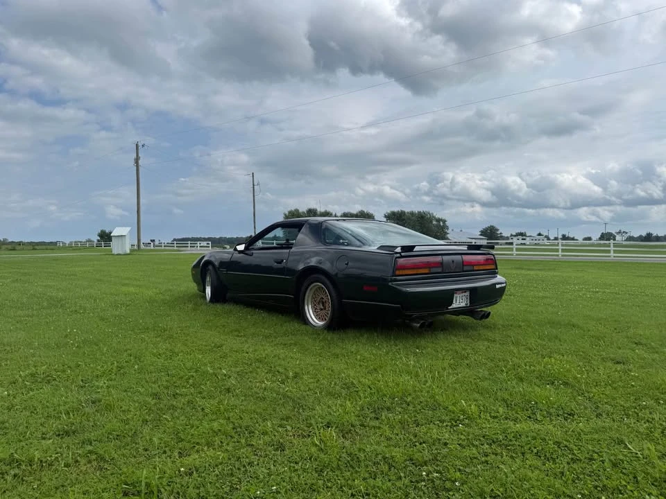 1991 Pontiac Firebird 3rd Gen - Image 6 of 20