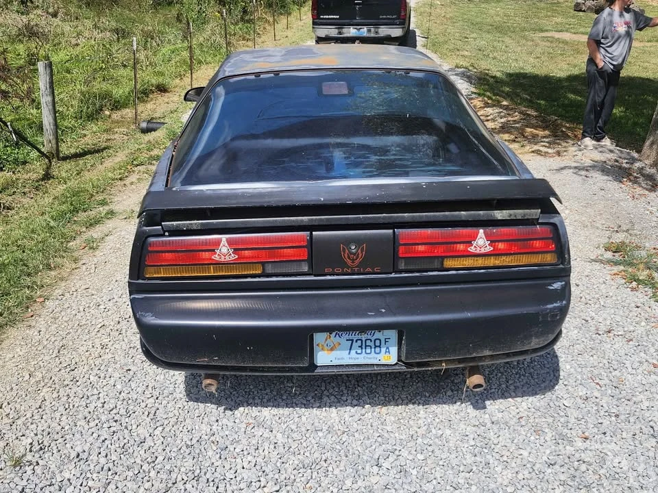 1991 Pontiac Firebird 3rd Gen - Image 4 of 4