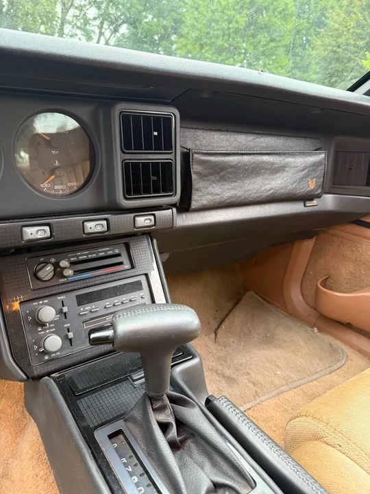 1991 Pontiac Firebird Trans Am 3rd Gen - Image 14 of 18