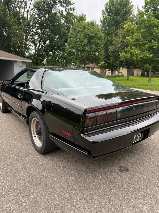 1991 Pontiac Firebird Trans Am 3rd Gen - Image 6 of 18