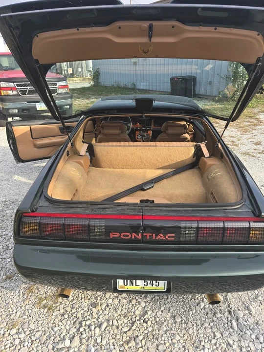 1991 Pontiac Firebird Trans Am 3rd Gen - Image 4 of 16