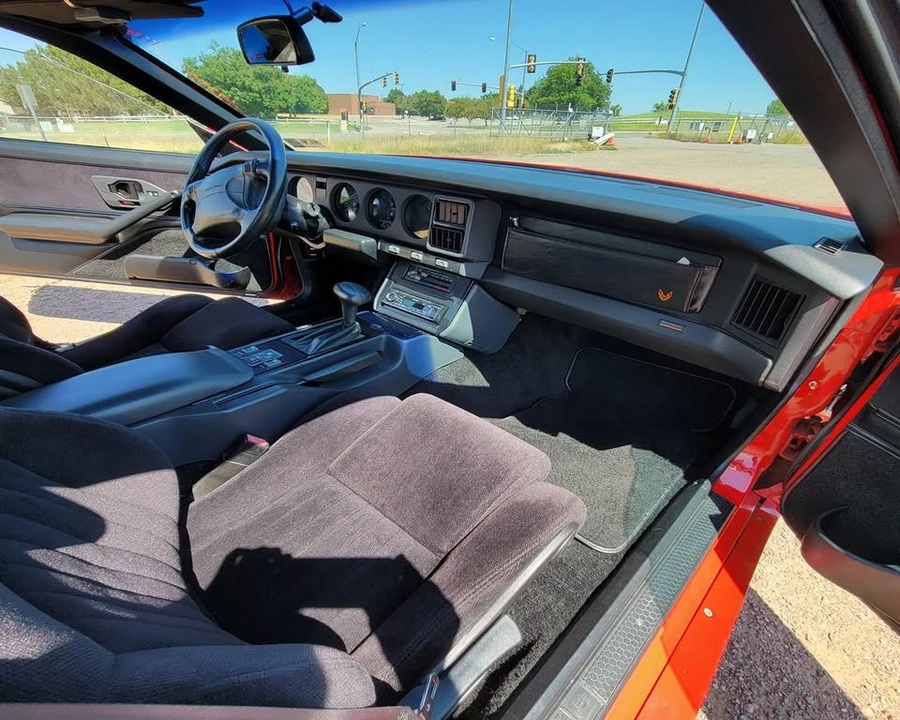1991 Pontiac Firebird Trans Am 3rd Gen - Image 8 of 20