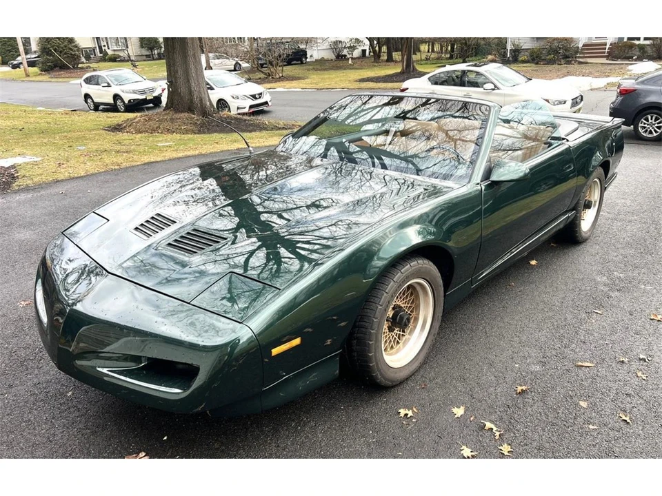 1991 Pontiac Firebird Trans Am 3rd Gen - Image 2 of 31