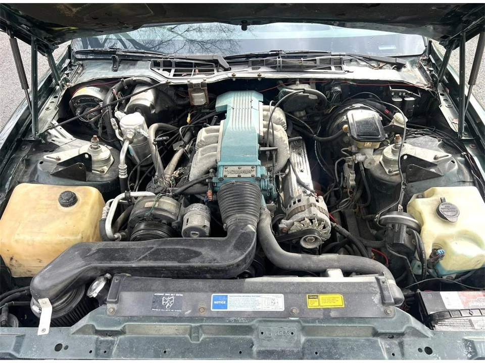 1991 Pontiac Firebird Trans Am 3rd Gen - Image 15 of 31