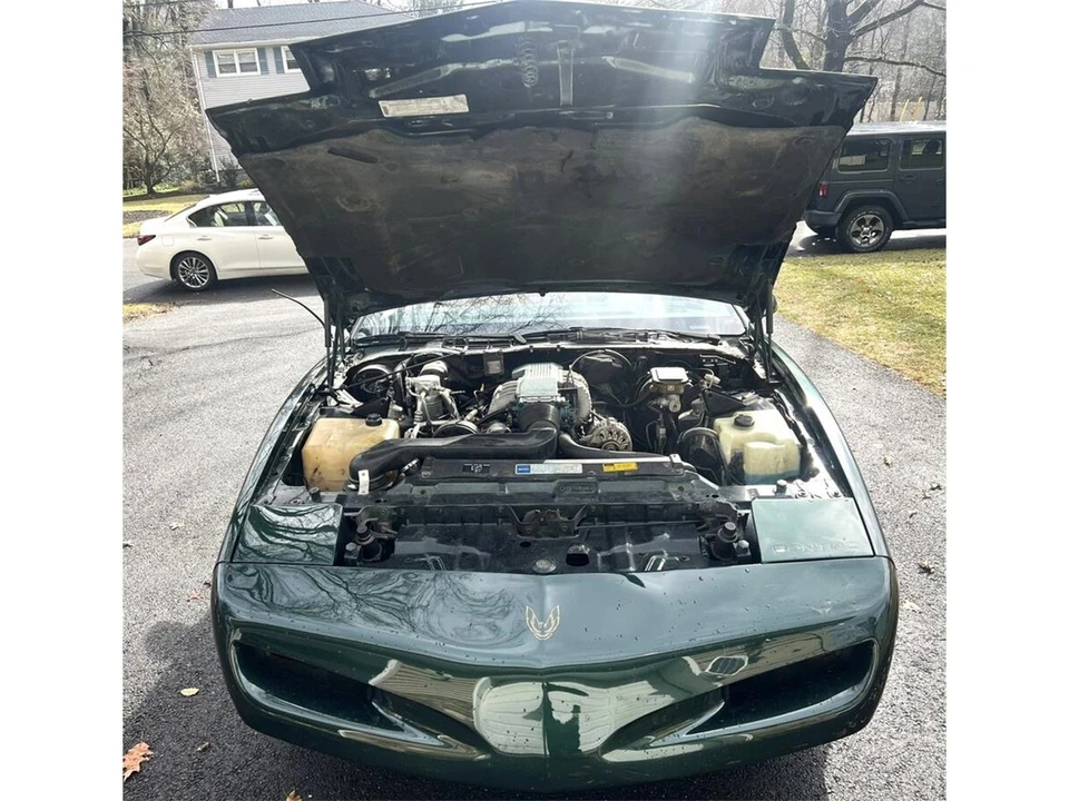 1991 Pontiac Firebird Trans Am 3rd Gen - Image 12 of 31