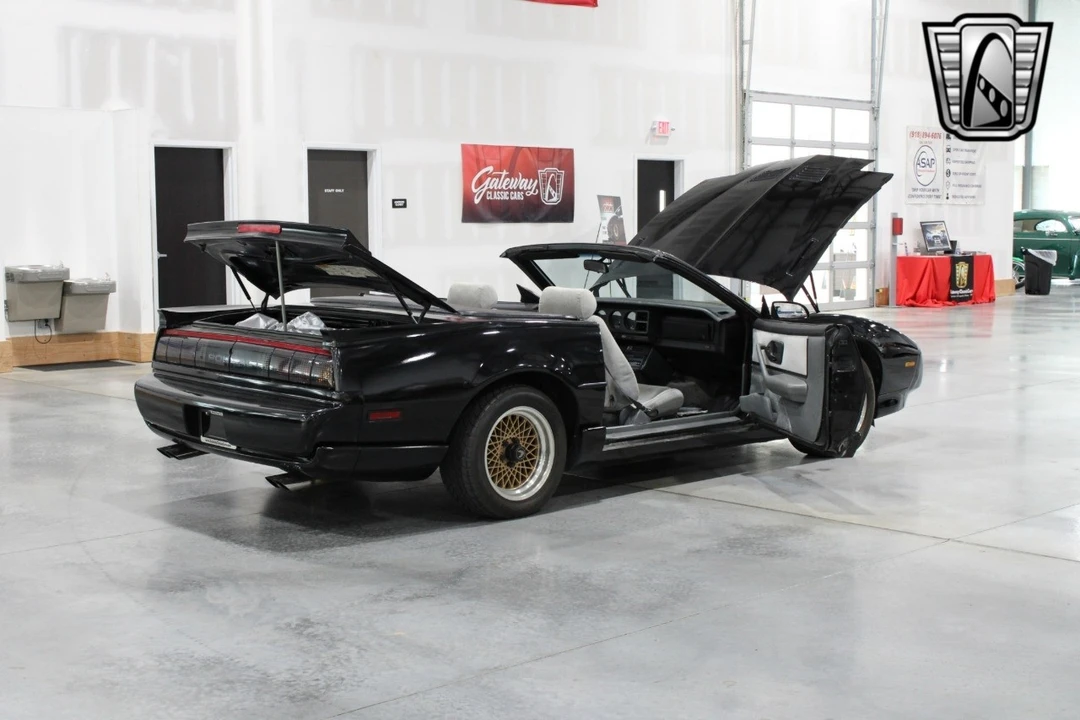 1991 Pontiac Firebird Trans Am 3rd Gen - Image 21 of 21