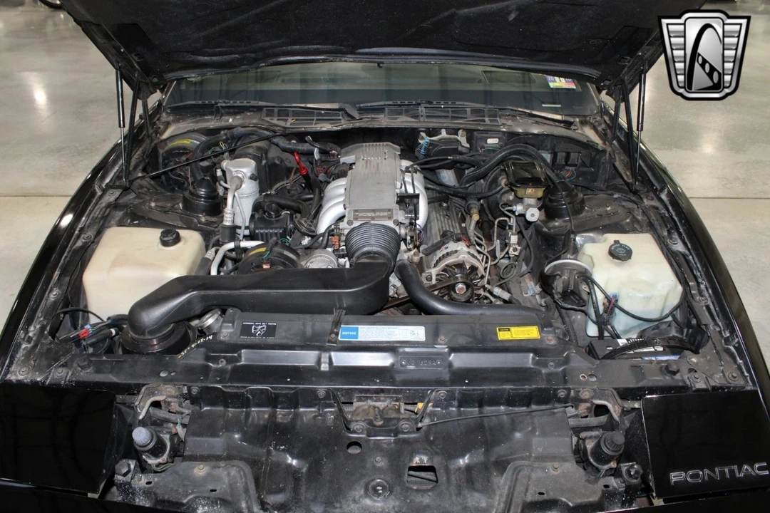 1991 Pontiac Firebird Trans Am 3rd Gen - Image 11 of 21