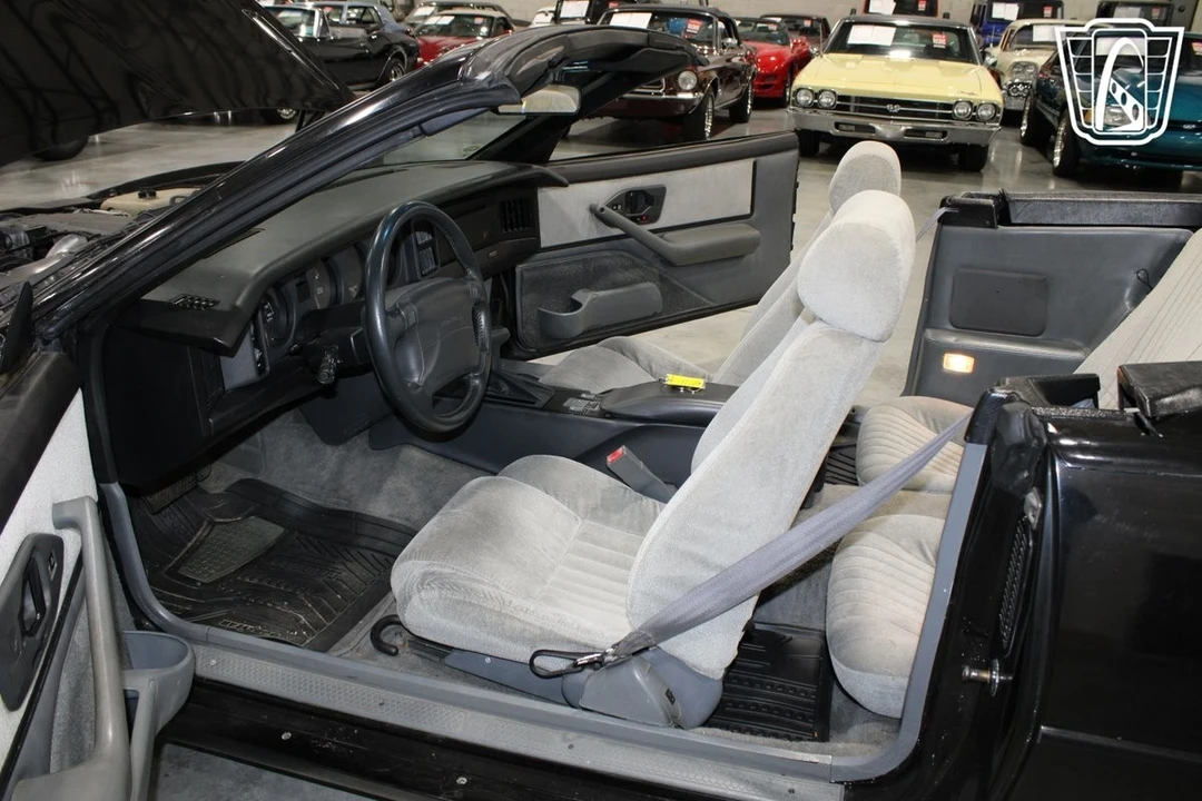 1991 Pontiac Firebird Trans Am 3rd Gen - Image 8 of 21