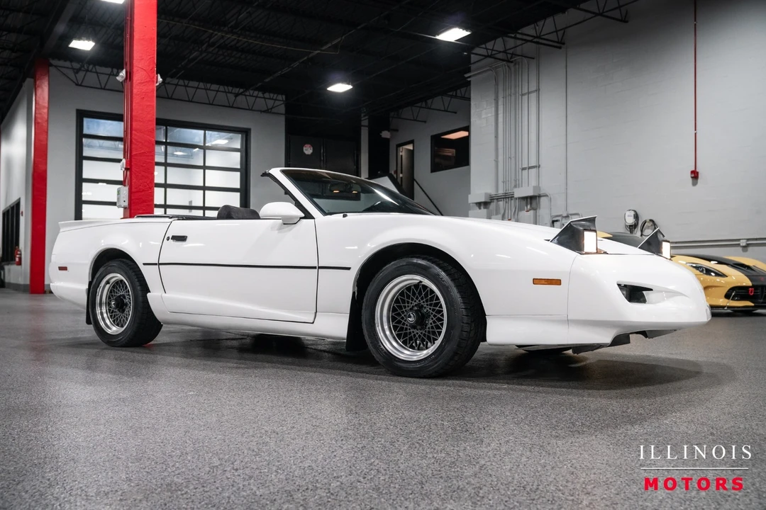 1991 Pontiac Firebird Trans Am 3rd Gen - Image 7 of 31