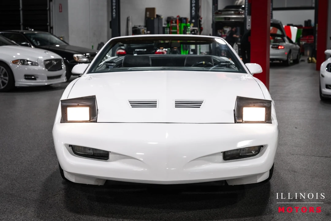 1991 Pontiac Firebird Trans Am 3rd Gen - Image 8 of 31