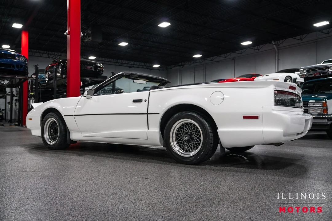 1991 Pontiac Firebird Trans Am 3rd Gen - Image 3 of 31